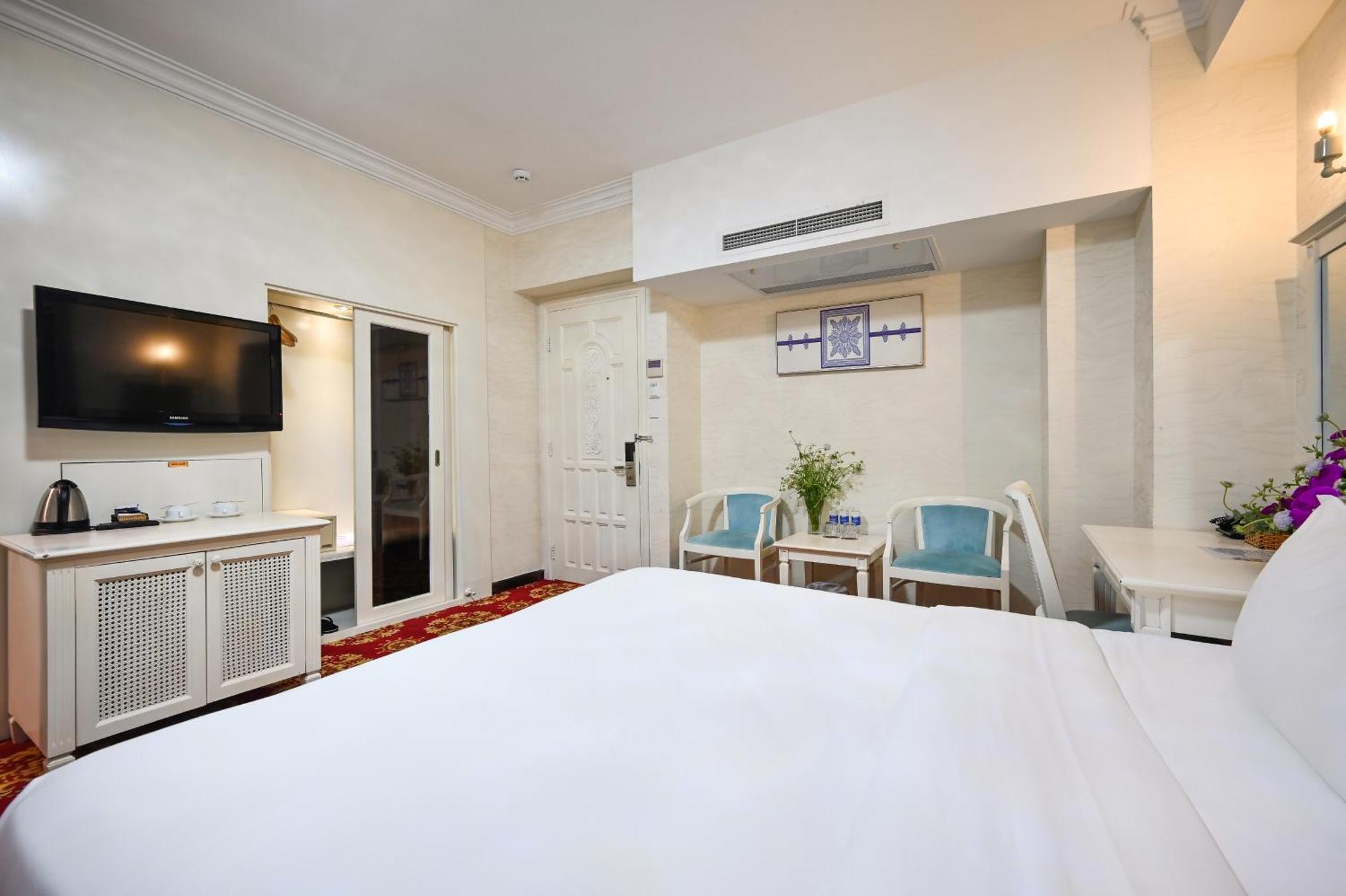 California Saigon Hotel & Rooftop Pool مدينة هوشي منه الغرفة الصورة